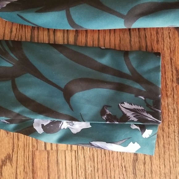 Belted Blazer - Picture 4 of 8